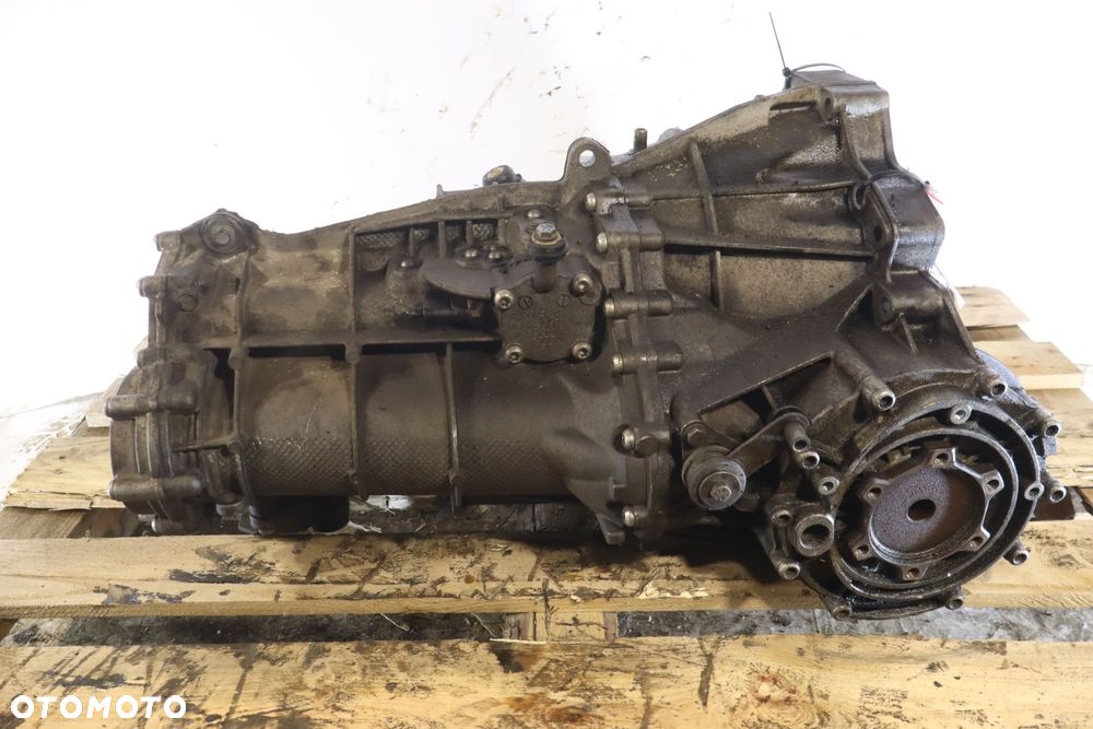 SKRZYNIA BIEGÓW 6 BIEGOWA AUDI A4 B8 2.0TDI KXP - 4