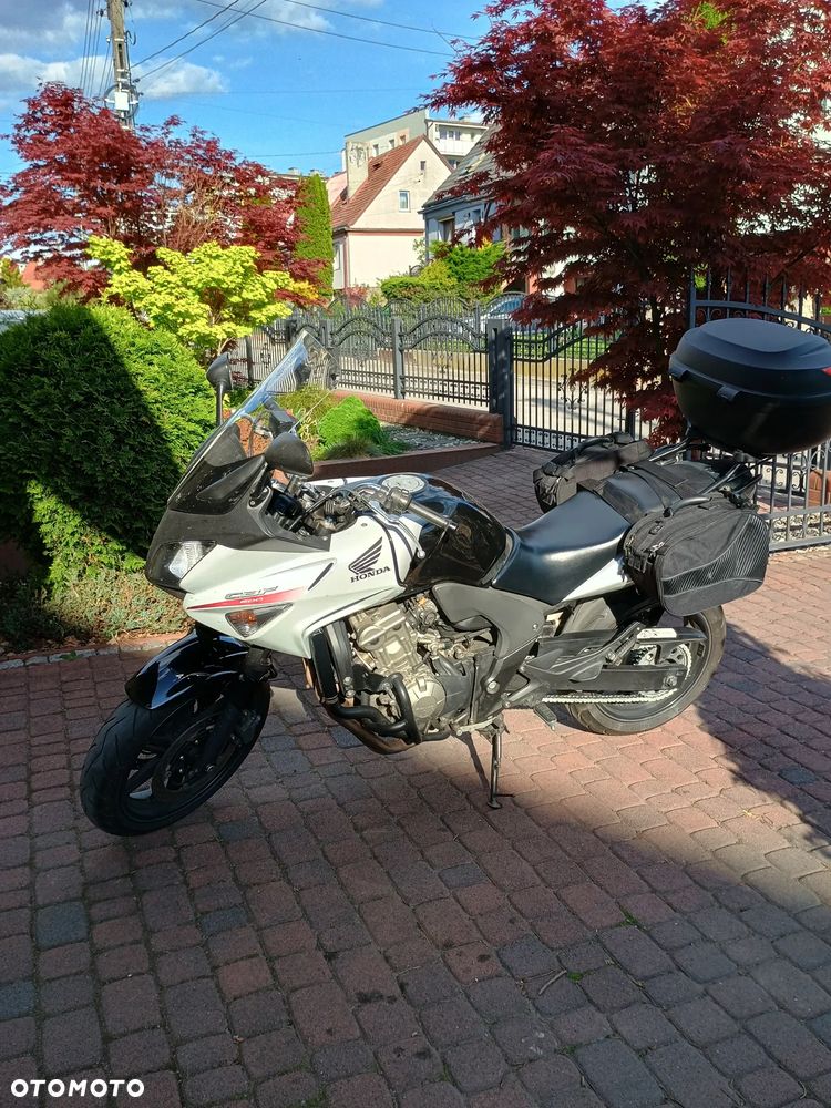 Honda CBF - 2