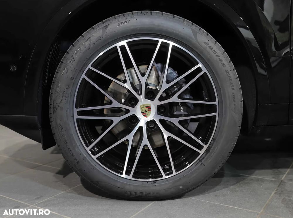 Porsche Cayenne Black Edition - 18