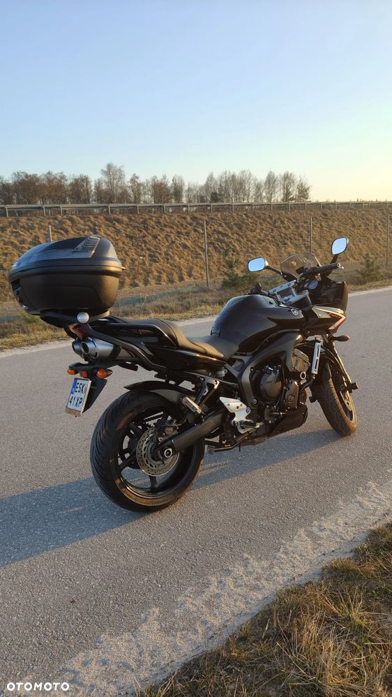 Yamaha FZ6 - 32