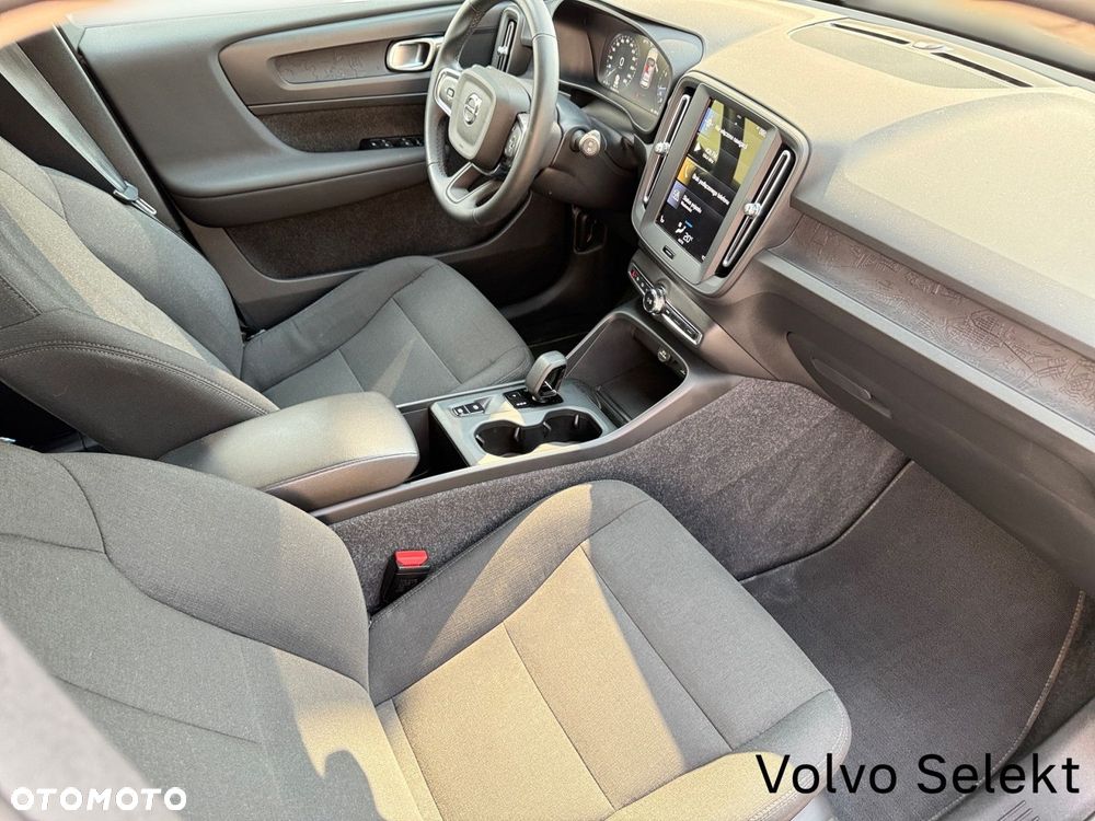 Volvo XC 40 - 28
