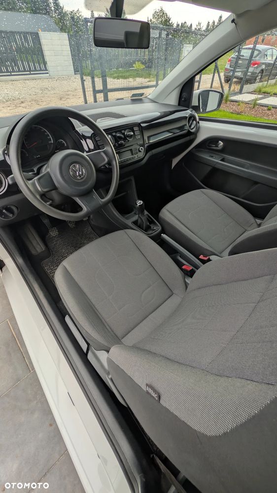 Volkswagen up! 1.0 move - 10