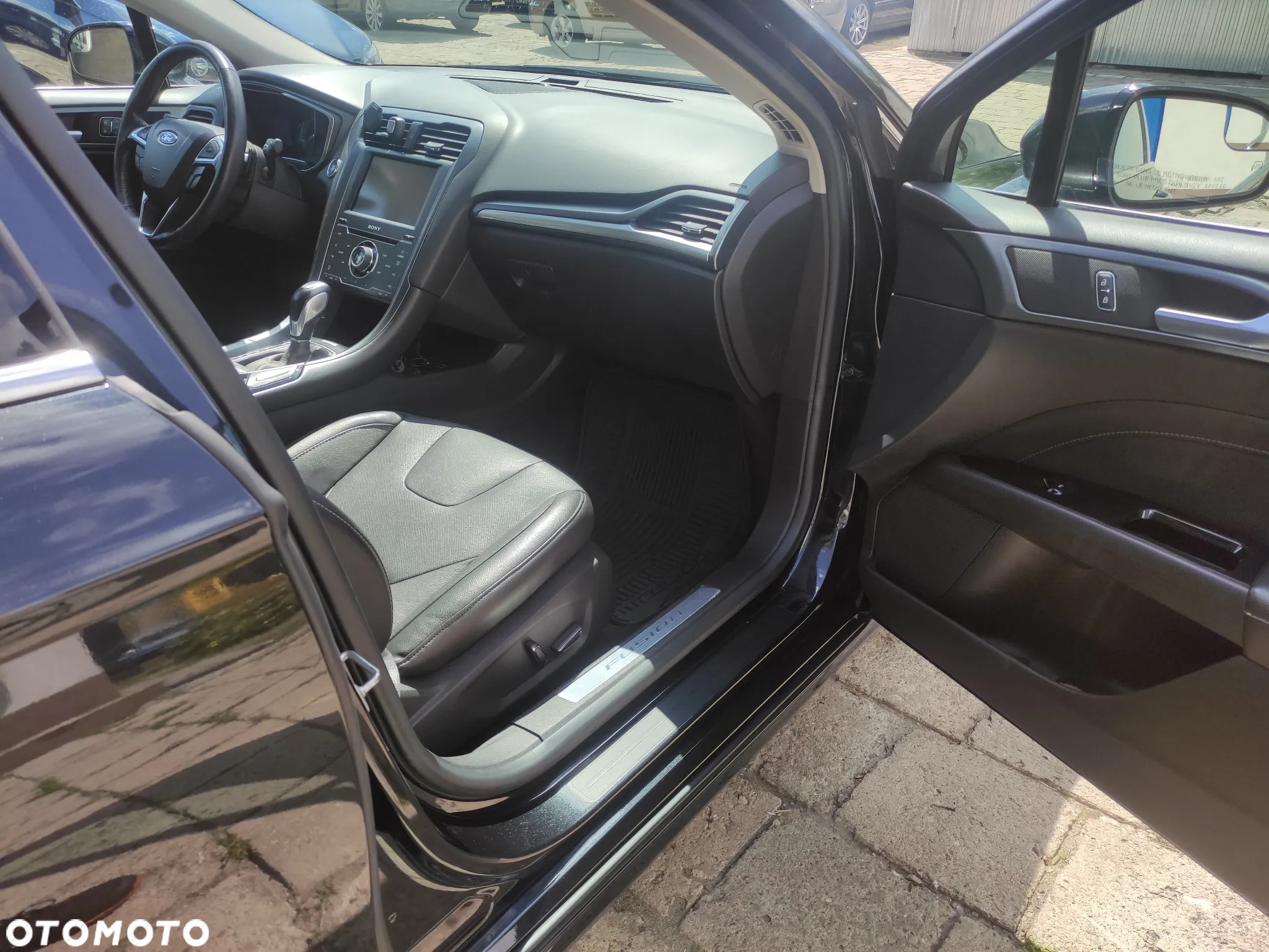 Ford Mondeo 2.0 EcoBoost Titanium - 6