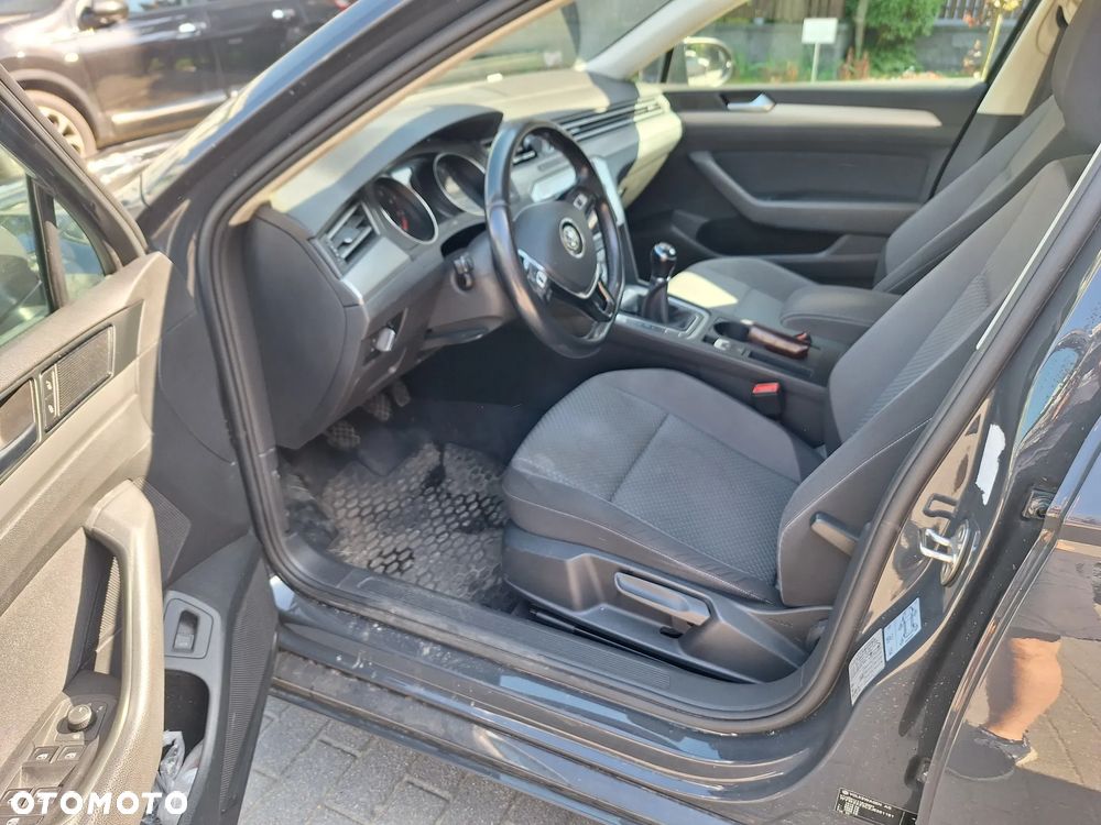 Volkswagen Passat 1.4 TSI BMT Comfortline - 9