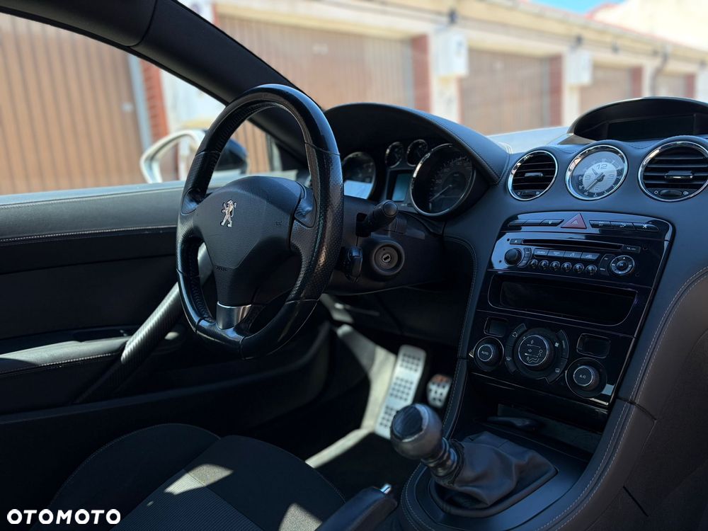 Peugeot RCZ 2.0 HDi FAP 160 - 29