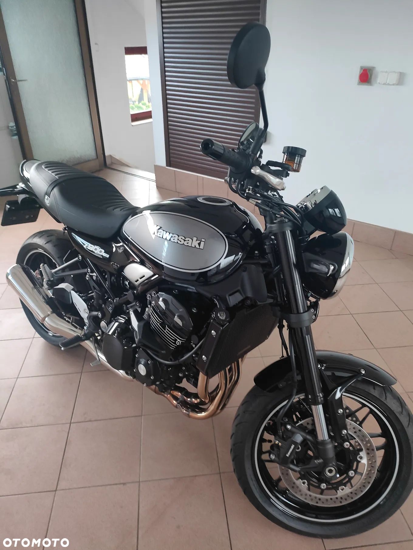 Kawasaki Z 900 RS - 1