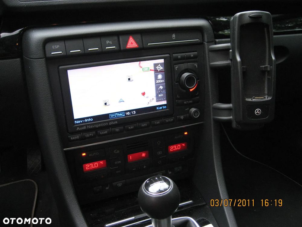 Audi A4 Avant - 9