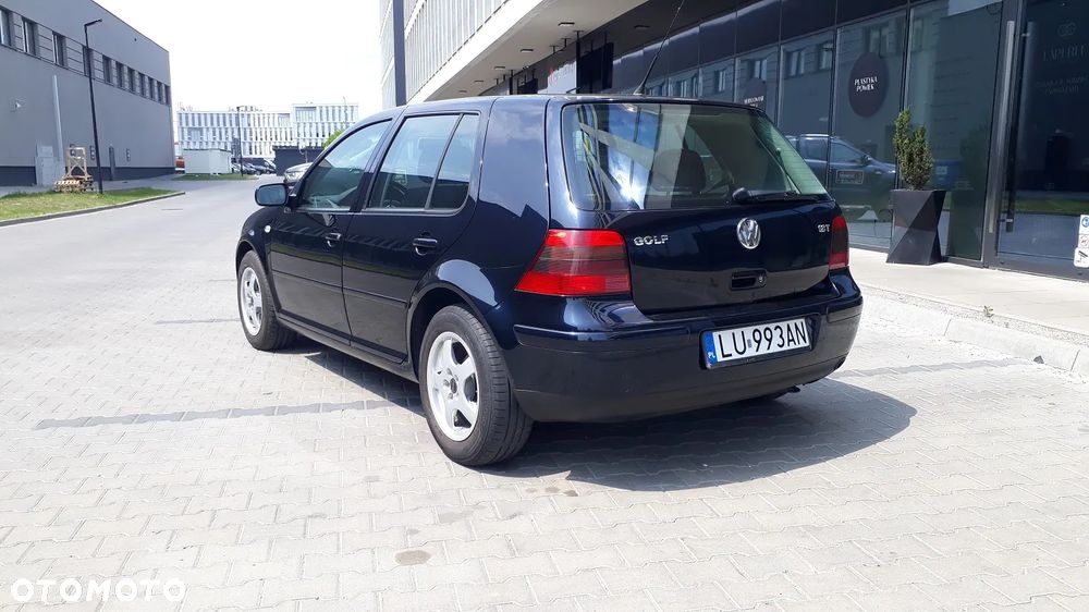 Volkswagen Golf - 3