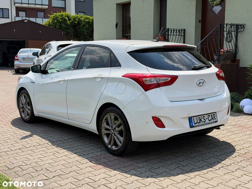 Hyundai i30 blue 1.6 GDI Passion - 3