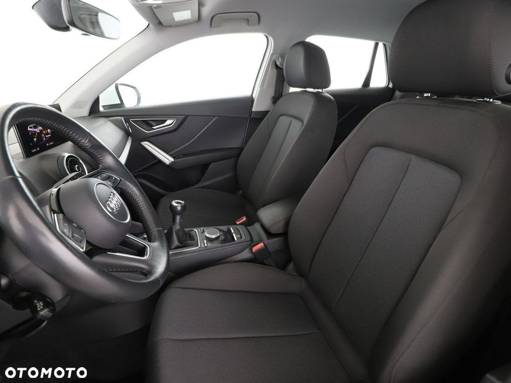 Audi Q2 35 TFSI - 10