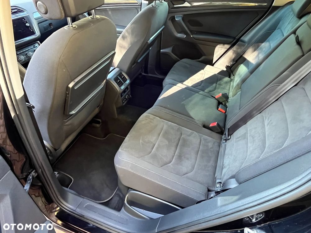 Volkswagen Tiguan 2.0 TSI 4Mot R-Style DSG - 19