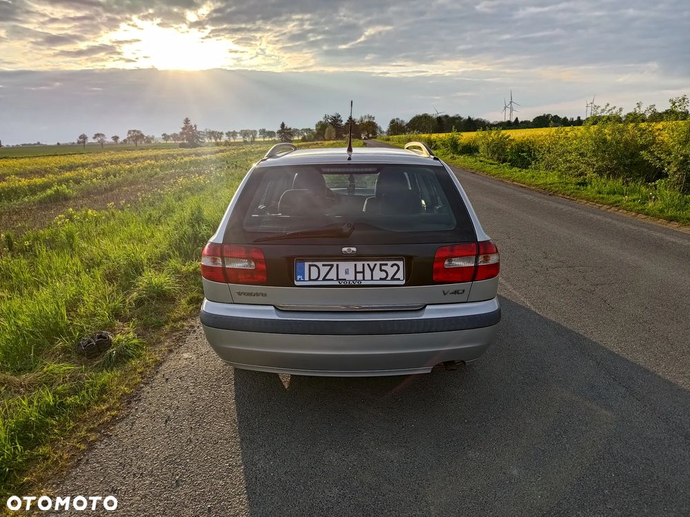 Volvo V40 1.9 D Classic Limited Edition Comfort - 4