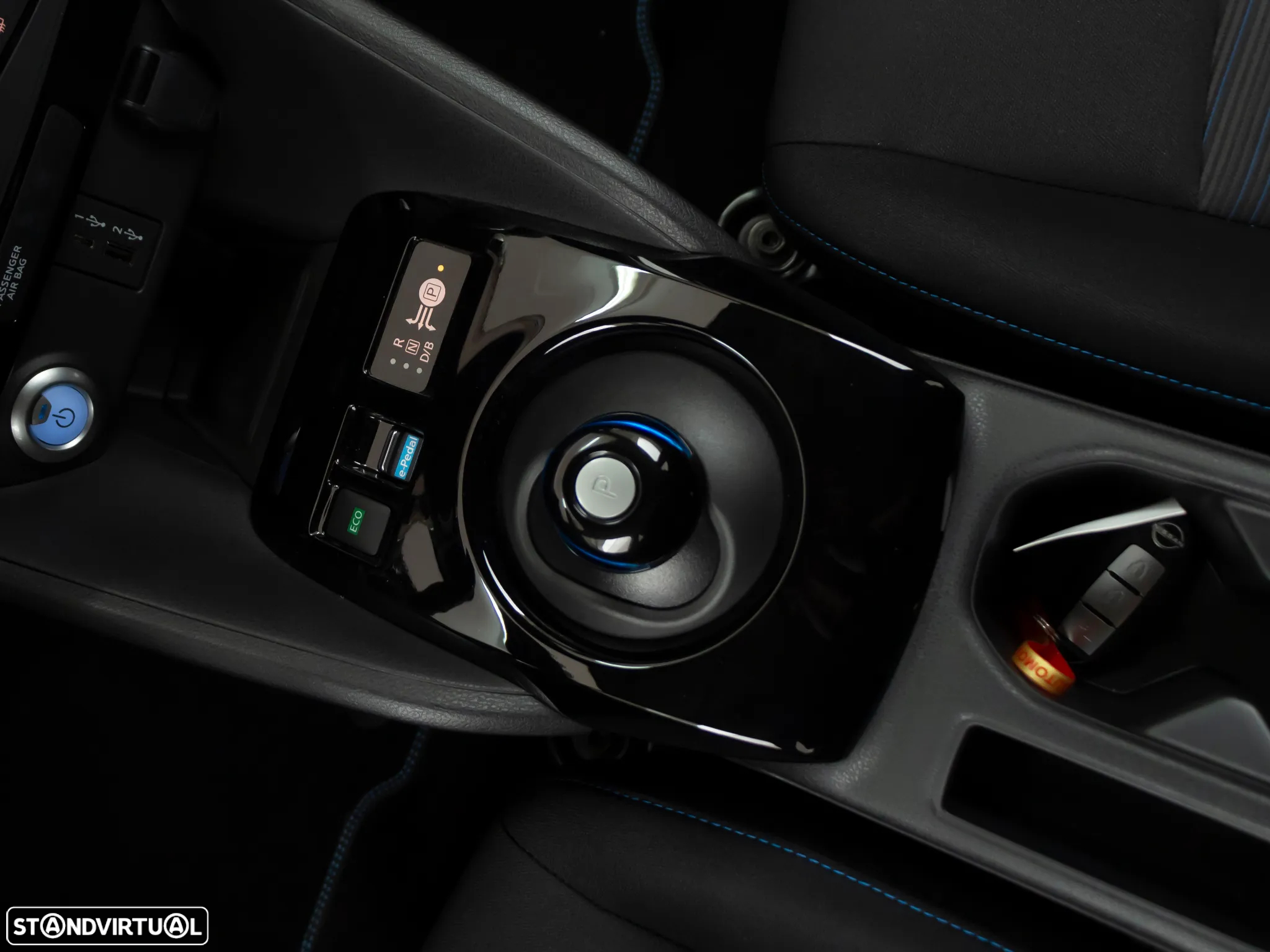 Nissan Leaf N-Connecta - 30