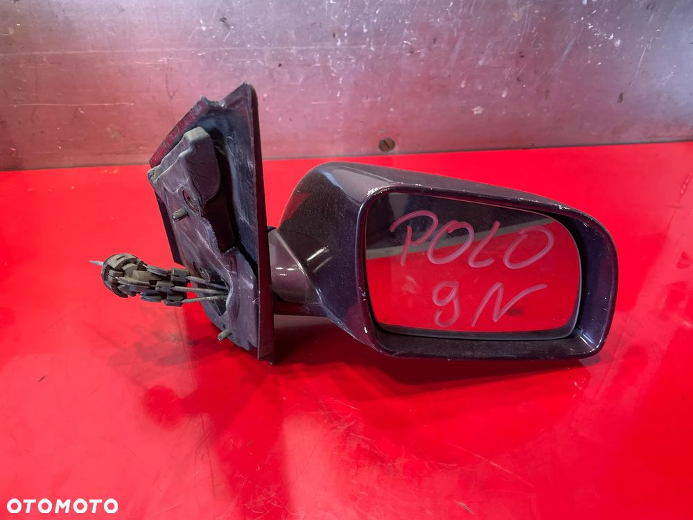 VW POLO 9N LUSTERKO PRAWE 6Q0857934 - 1