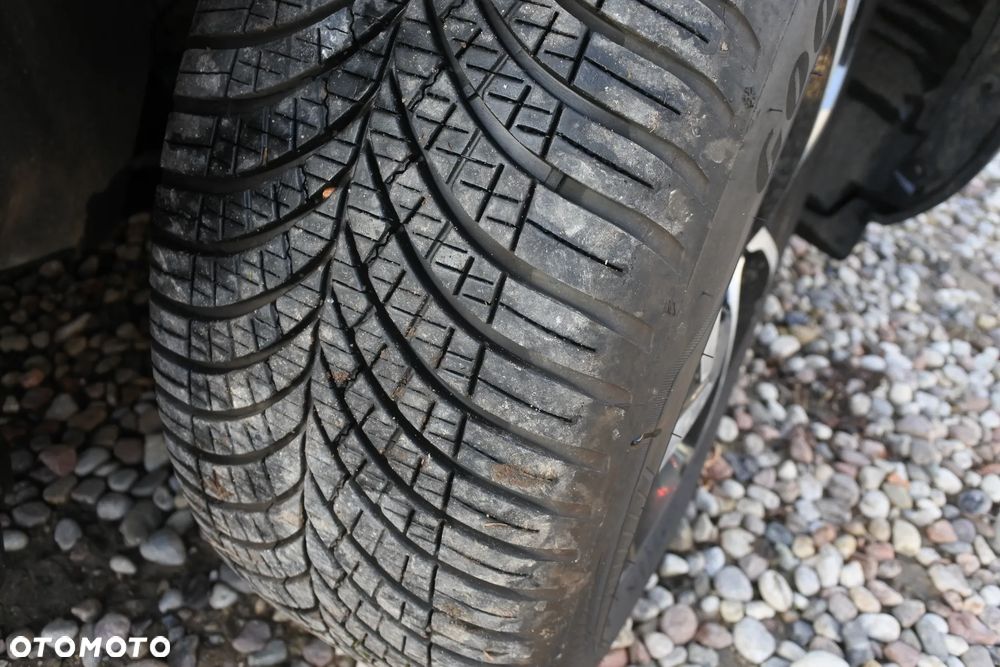 Citroën C5 Aircross Pure Tech 180 S&S EAT8 SHINE PACK - 33