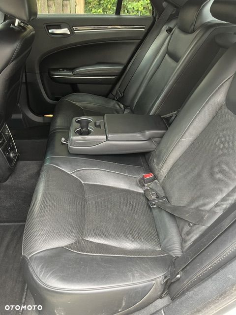 Lancia Thema 3.0CRD Platinum - 12