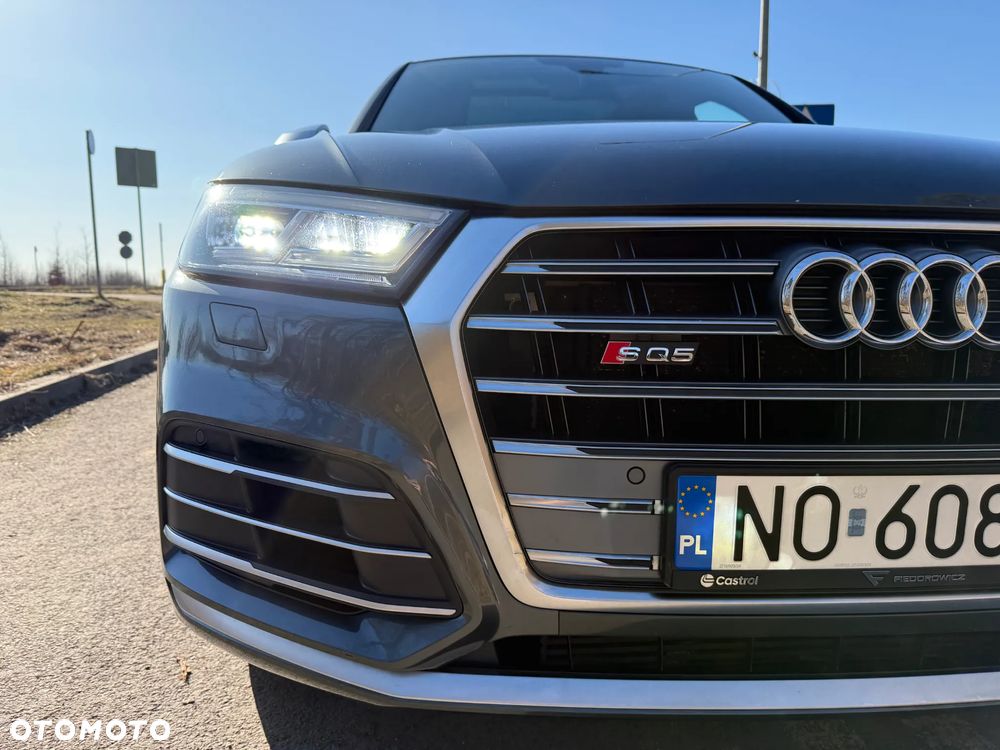 Audi SQ5 - 7
