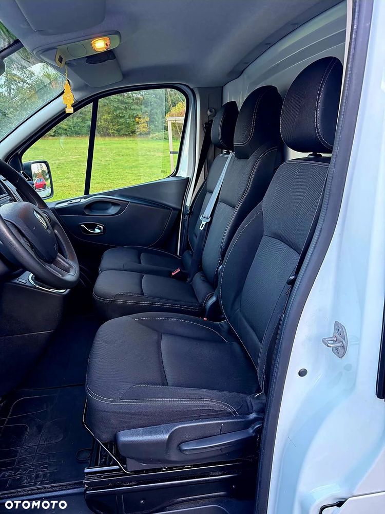 Renault Trafic - 17