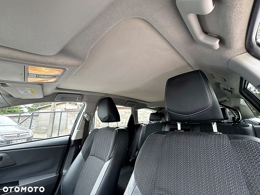 Toyota Auris 2.0 D-4D Executive - 36