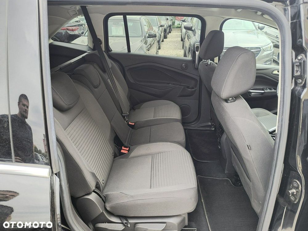 Ford Grand C-MAX - 14