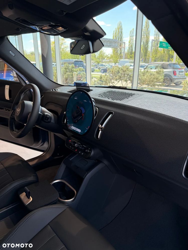 MINI Countryman C Favoured Trim - 6