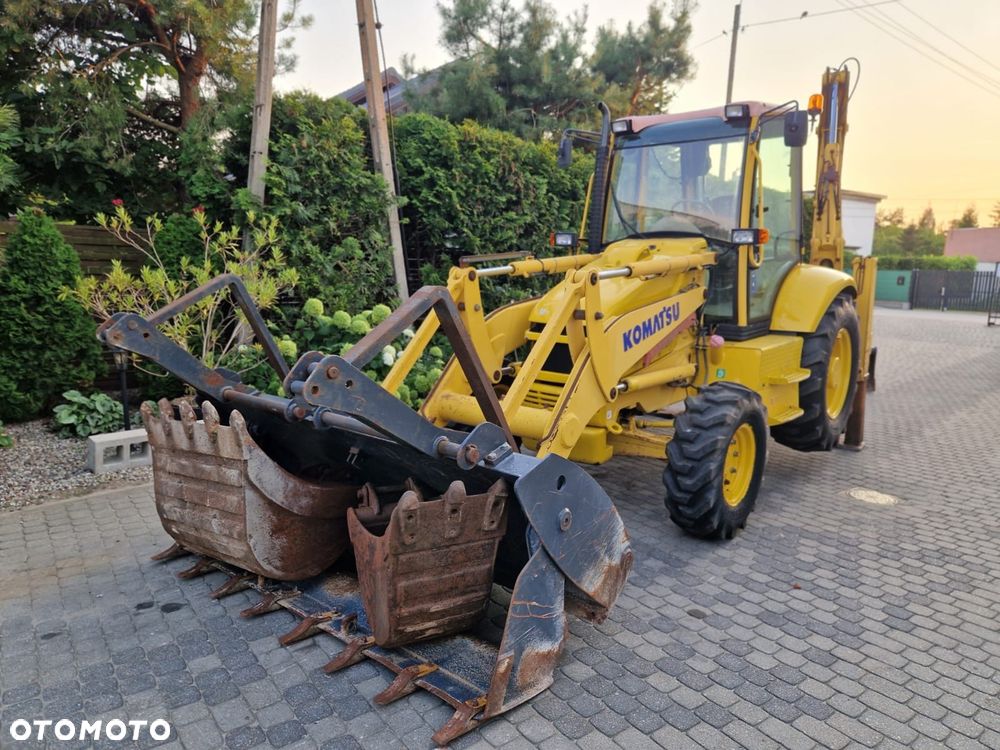 Komatsu WB 93R - 6