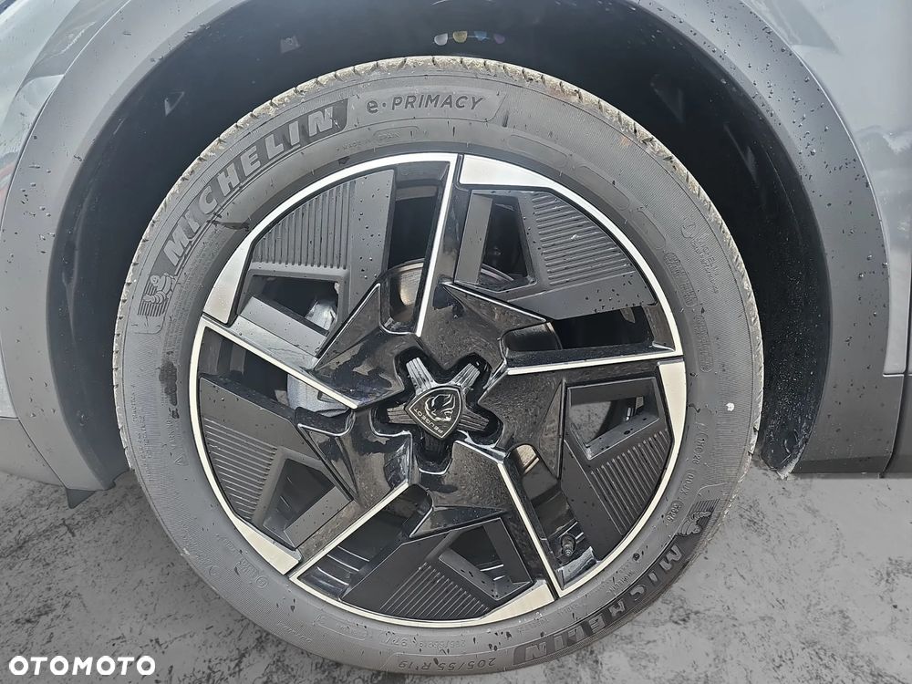 Peugeot 408 - 22