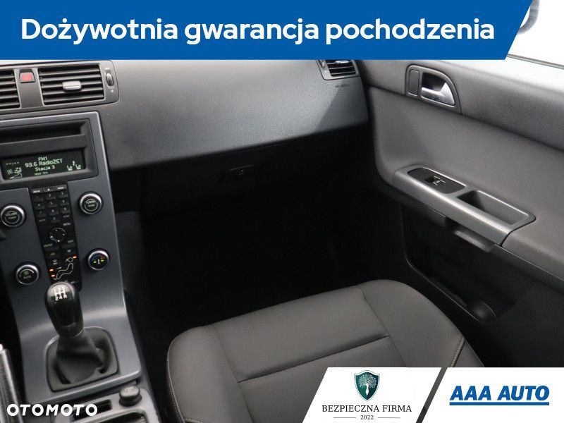 Volvo S40 - 10