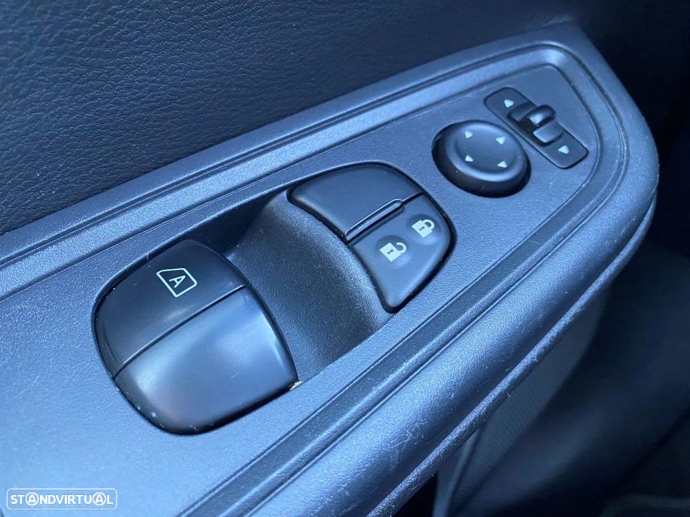 Nissan Micra 0.9 IG-T N-Connecta S/S - 18