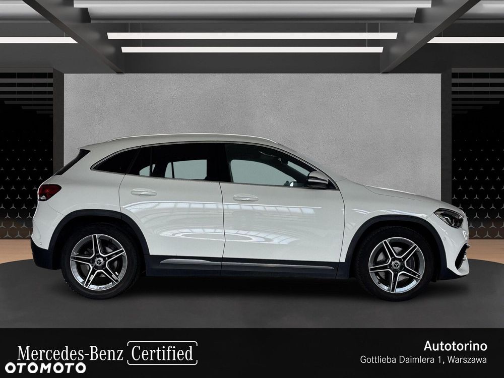 Mercedes-Benz GLA - 6