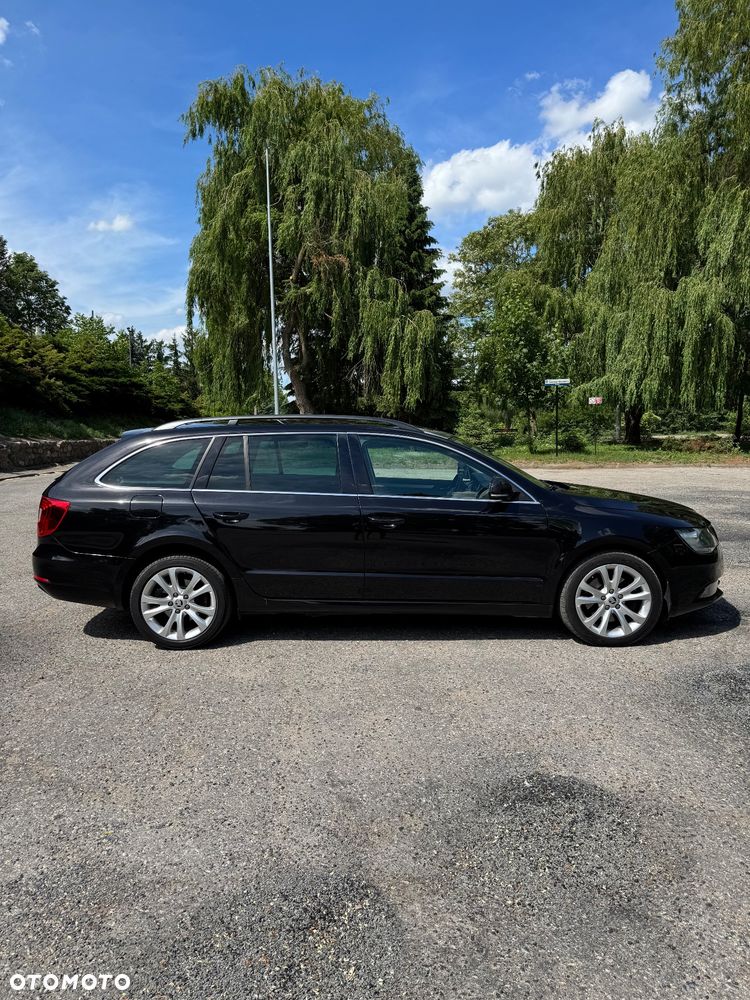 Skoda Superb 2.0 TDI DSG Ambition - 9