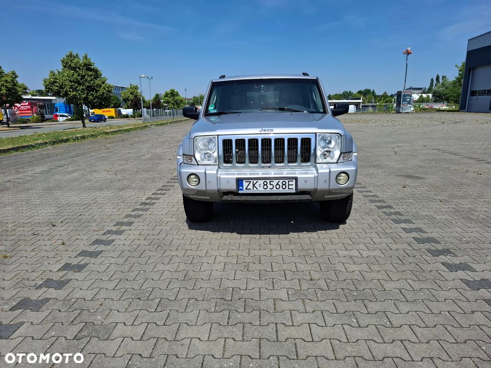 Jeep Commander 5.7 V8 Limited - 3