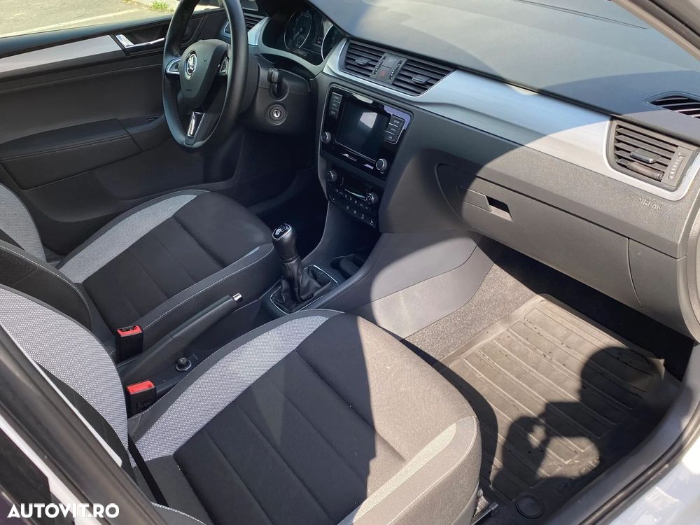 Skoda RAPID 1.0 TSI Avantaj - 17