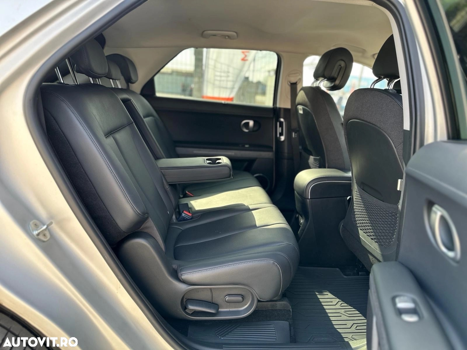 Hyundai IONIQ 5 305 CP 73 kWh 4WD Luxury - 7