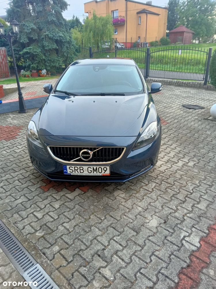 Volvo V40 T3 Drive-E Kinetic - 1