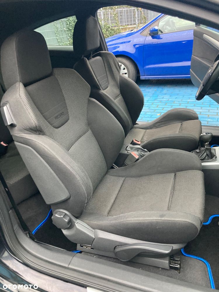 Opel Astra GTC 1.6 Turbo Edition - 7