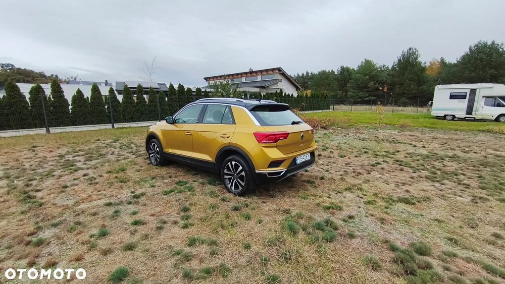 Volkswagen T-Roc - 9