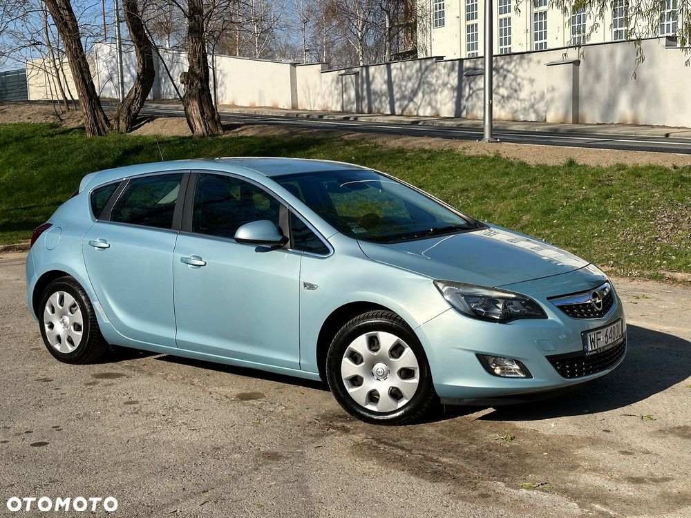 Opel Astra 1.4 T Cosmo - 6