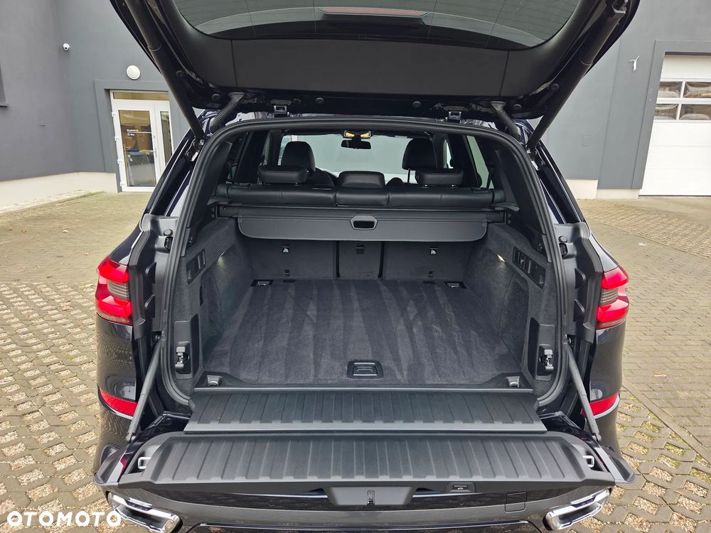 BMW X5 xDrive25d - 37