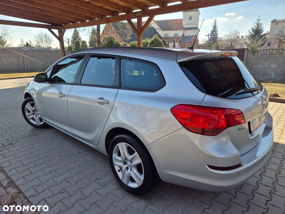 Opel Astra 1.7 CDTI Cosmo - 2