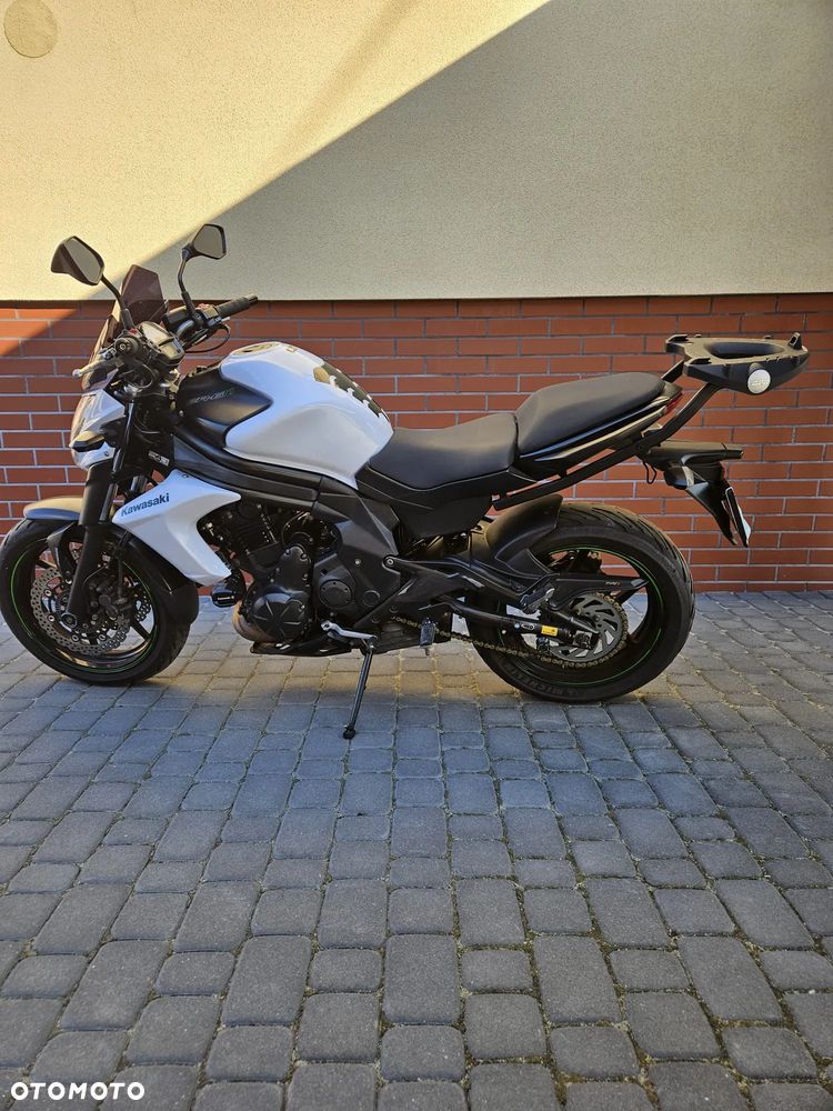 Kawasaki ER - 1