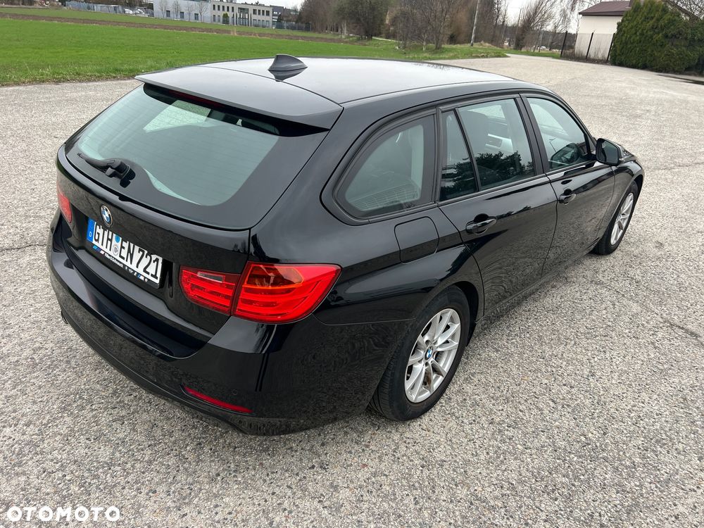 BMW Seria 3 316d - 19
