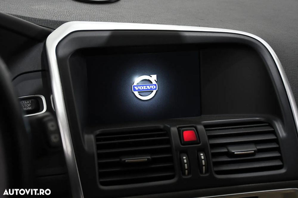 Volvo XC 60 D4AWD Summum - 17