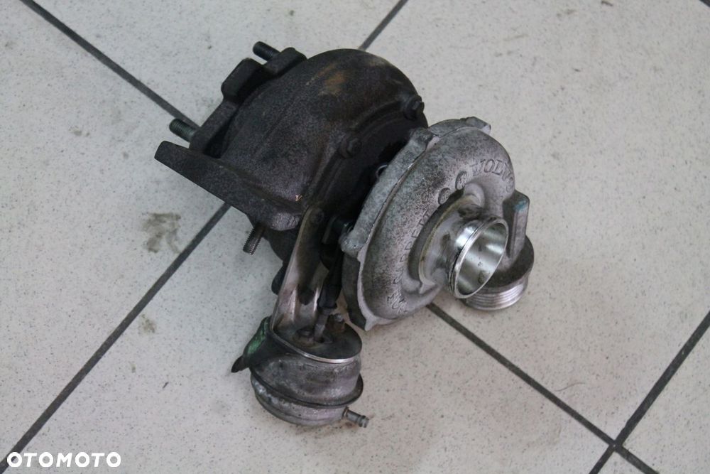 VOLVO S60 V70 XC70 S80 D5 TURBOSPRĘŻARKA TURBINA - 1