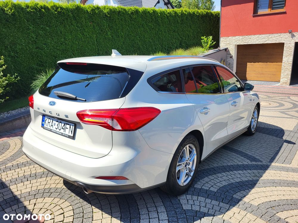 Ford Focus 1.5 EcoBoost Start-Stopp-System COOL&CONNECT - 4