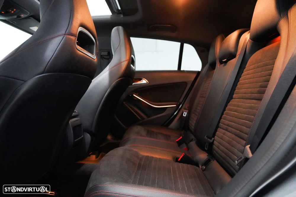 Mercedes-Benz CLA 200 d Shooting Brake AMG Line - 7