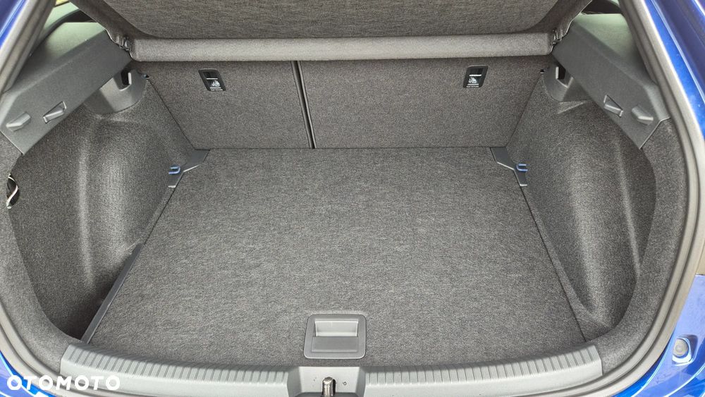 Volkswagen Taigo 1.0 TSI R-Line Plus DSG - 10