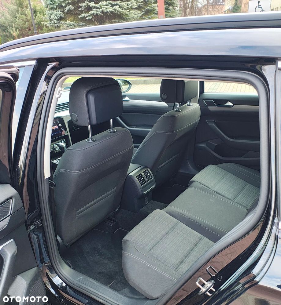 Volkswagen Passat 2.0 TDI EVO Business DSG - 29