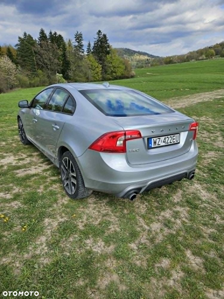 Volvo S60 T5 Powershift - 9