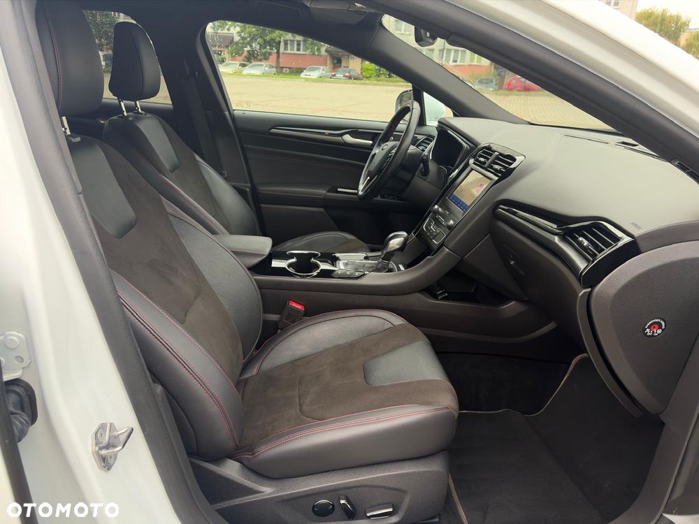 Ford Mondeo SW 2.0 Hybrid Vignale Plus - 15